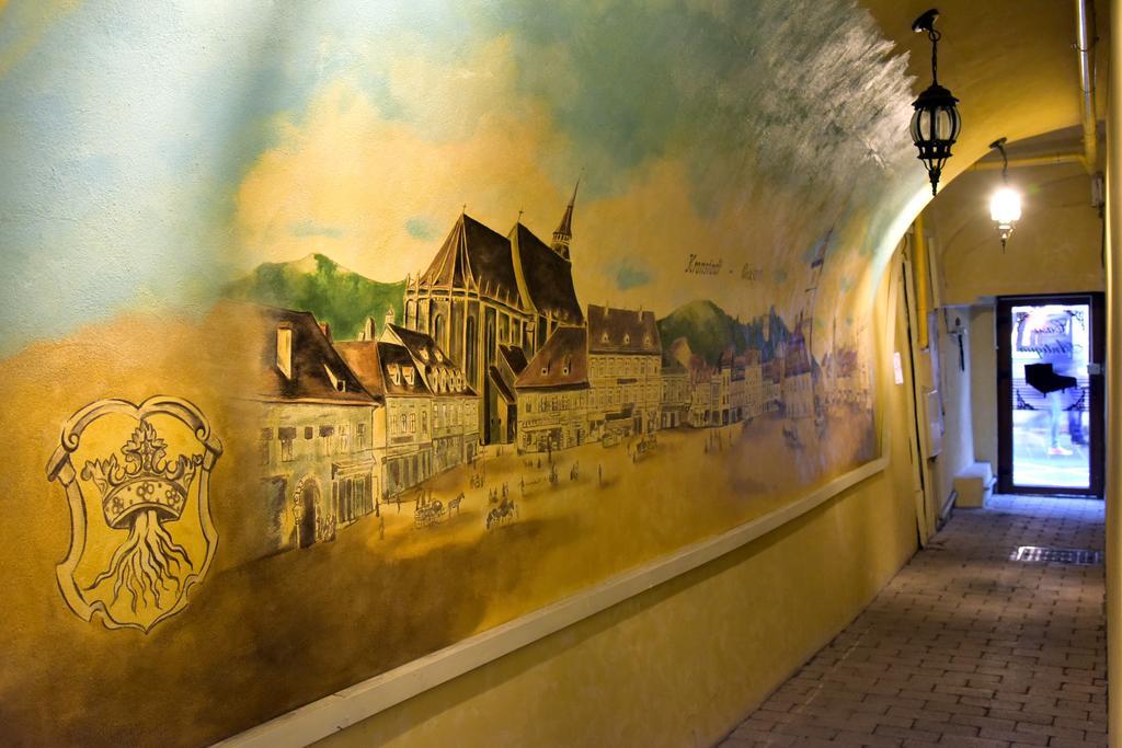Отель Casa Antiqua Брашов Экстерьер фото