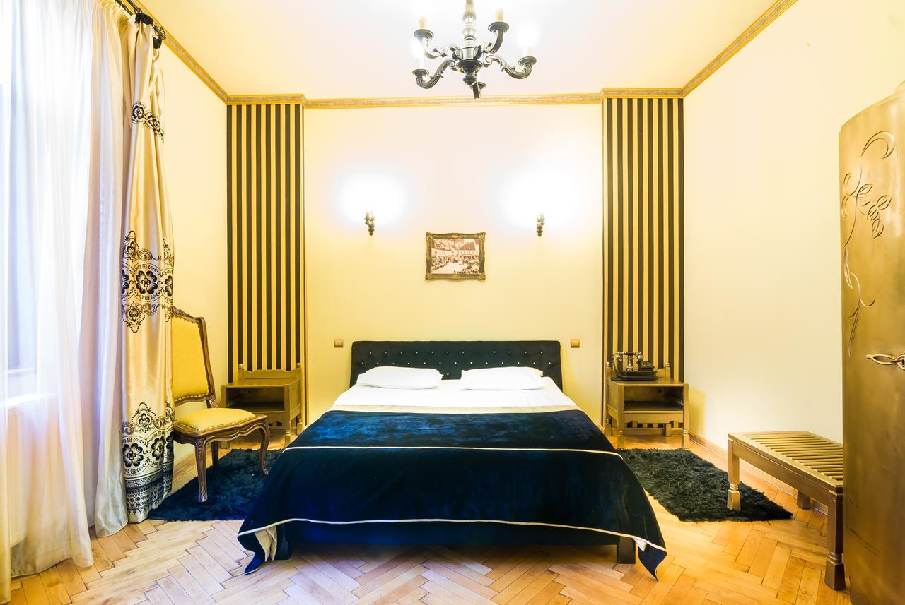 Отель Casa Antiqua Брашов Экстерьер фото