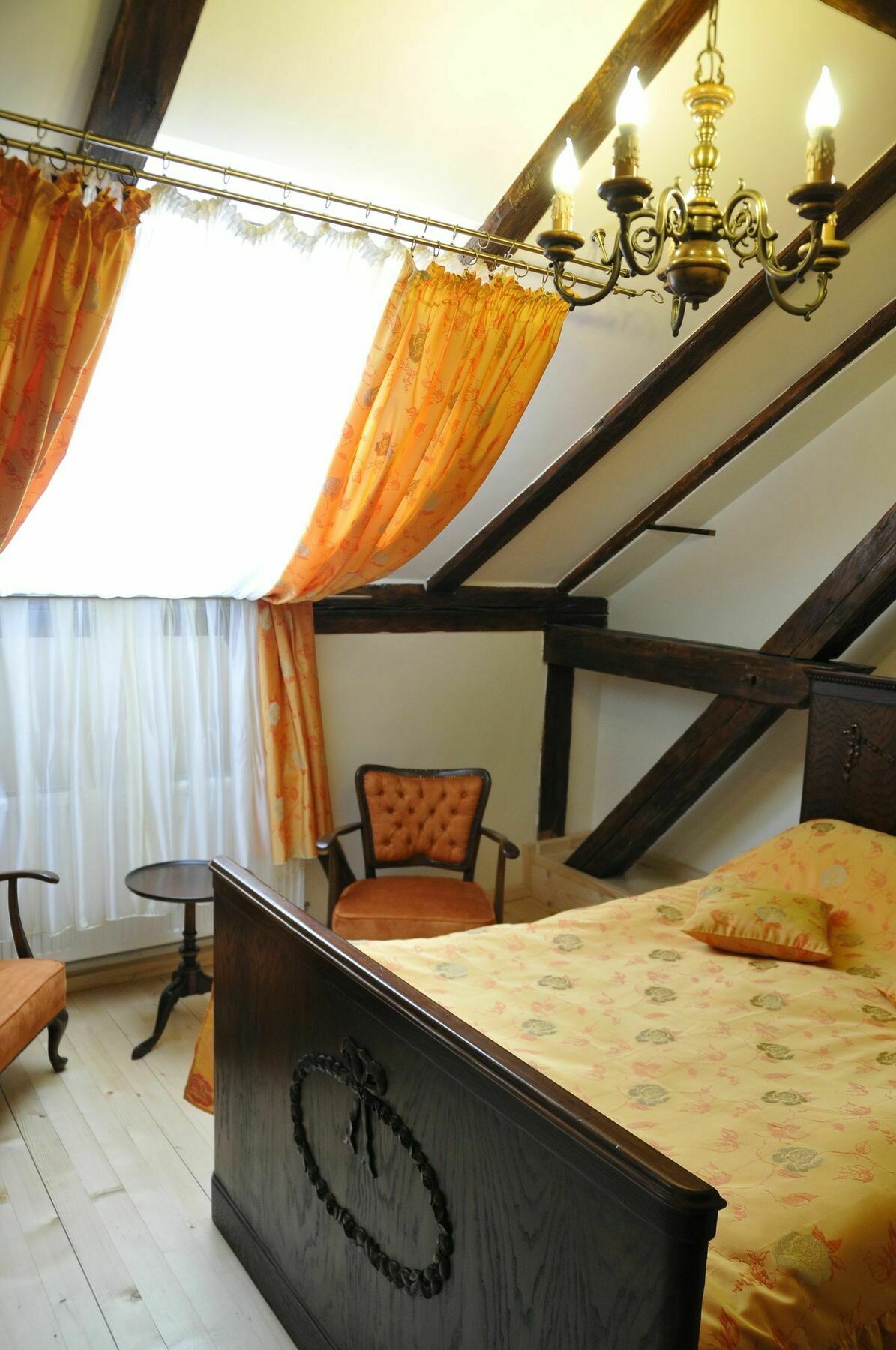 Отель Casa Antiqua Брашов Экстерьер фото